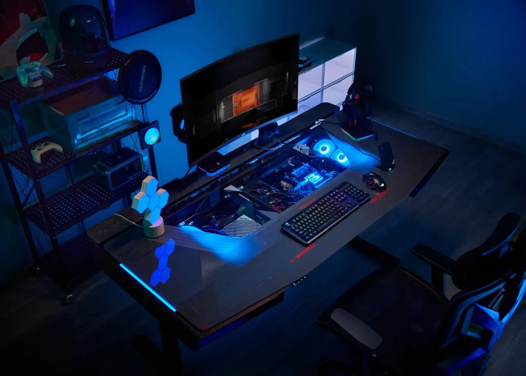 蘭洋科技液冷電競桌.png